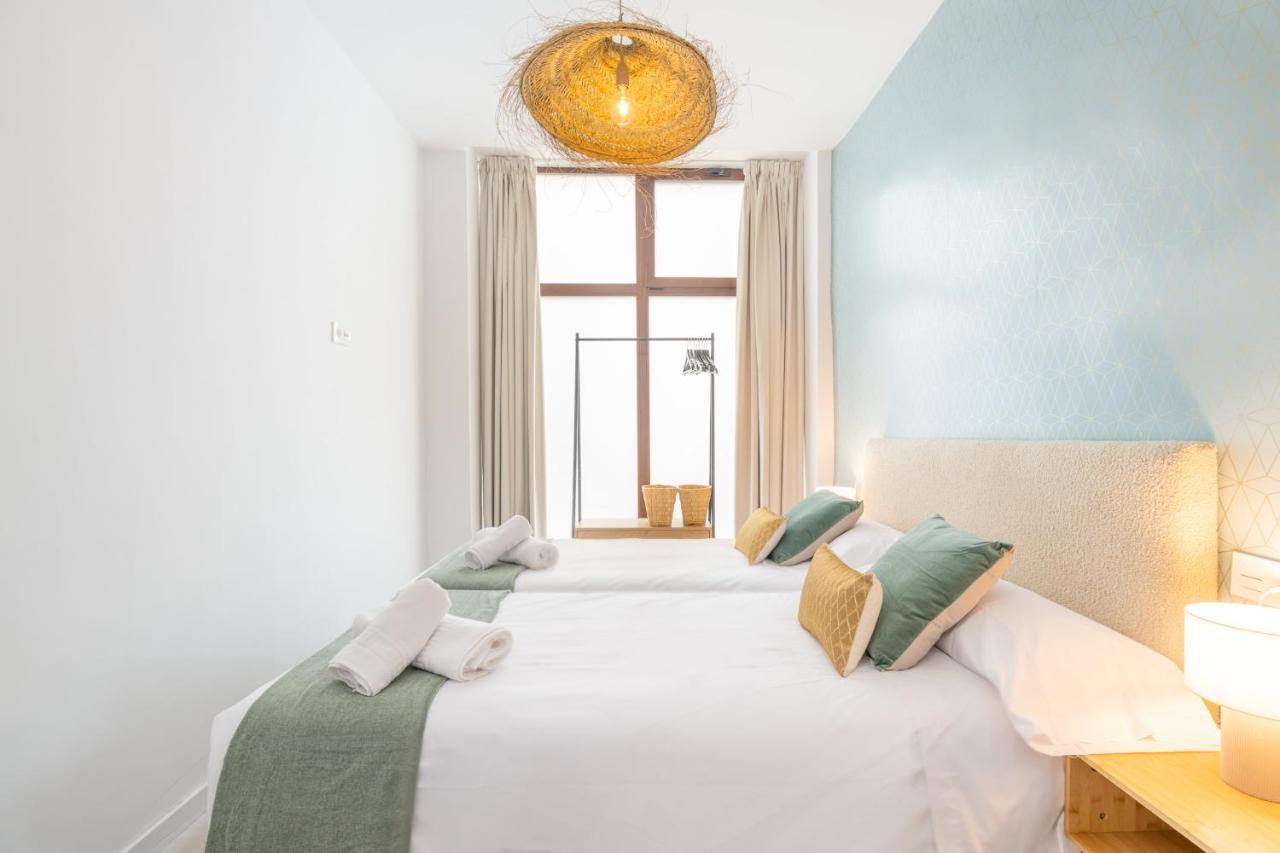 Apartamentos Luna Suites Palacio Dorita Γρανάδα Εξωτερικό φωτογραφία