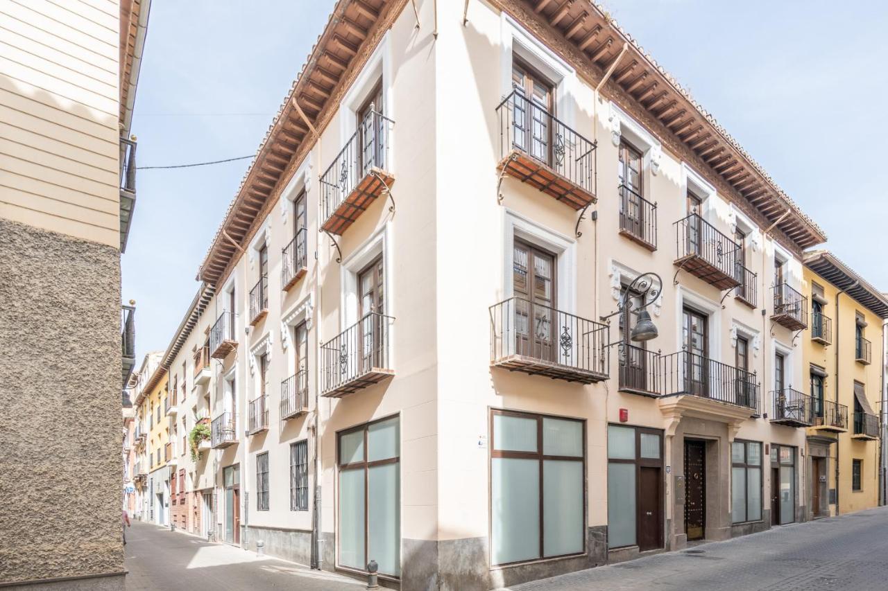 Apartamentos Luna Suites Palacio Dorita Γρανάδα Εξωτερικό φωτογραφία