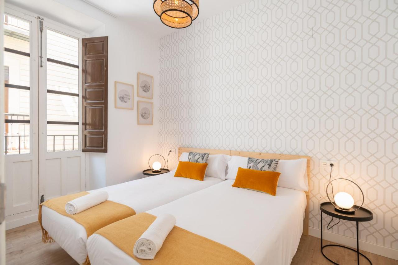 Apartamentos Luna Suites Palacio Dorita Γρανάδα Εξωτερικό φωτογραφία